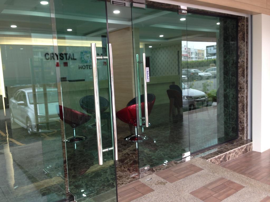 Crystal Garden Hotel - Seri Kembangan Exterior foto
