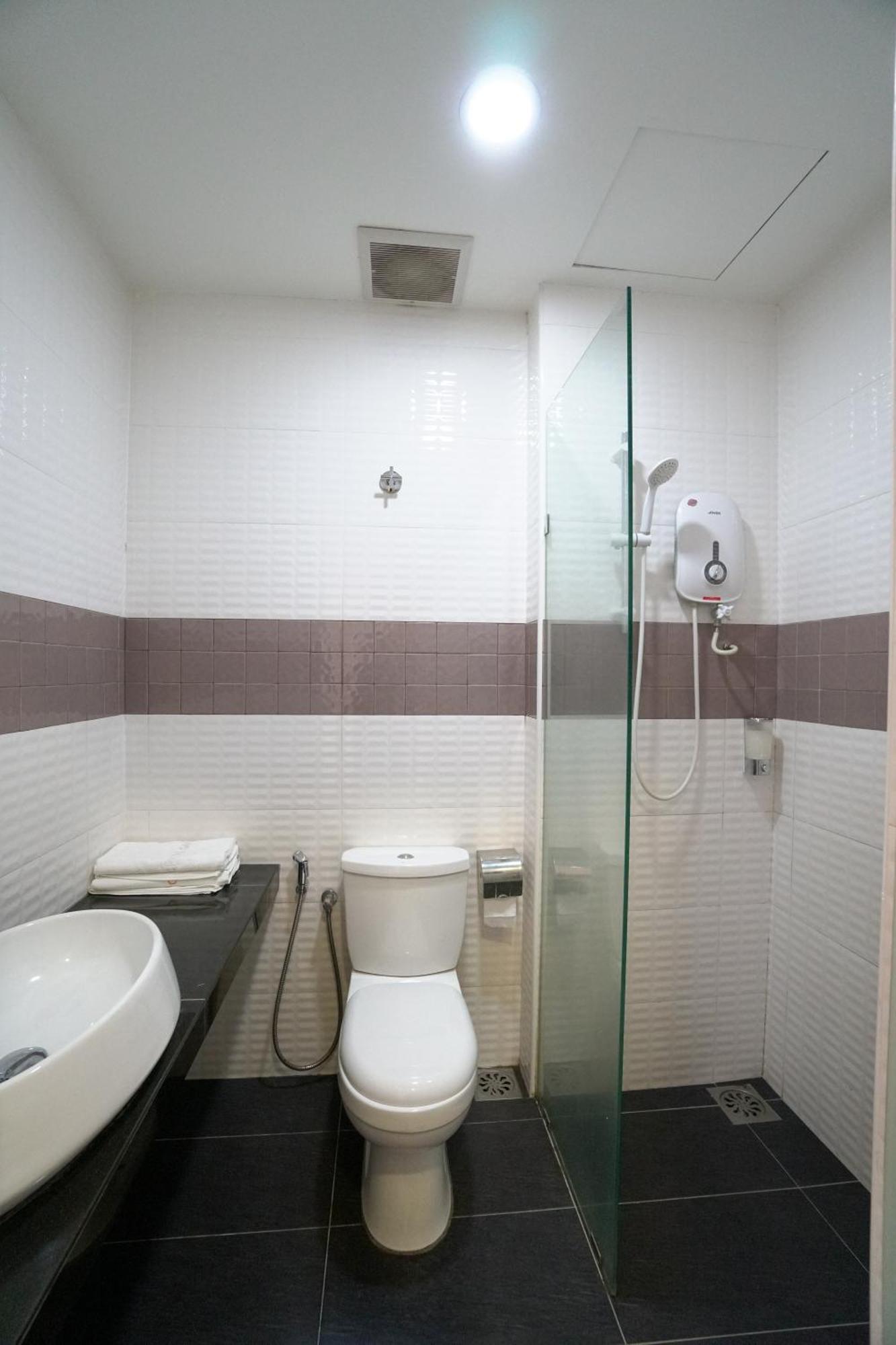 Crystal Garden Hotel - Seri Kembangan Cameră foto